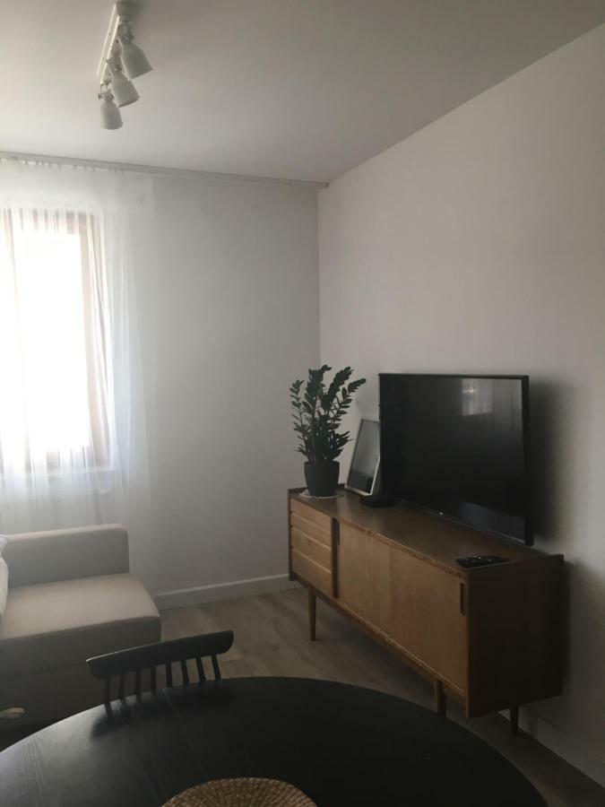Shoq With Private Parking Apartament Kraków